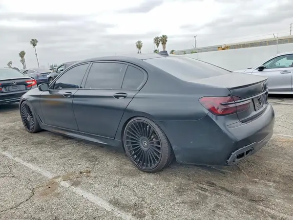 WBA7F0C39HGM22240 2017 BMW 7ER - Image 2