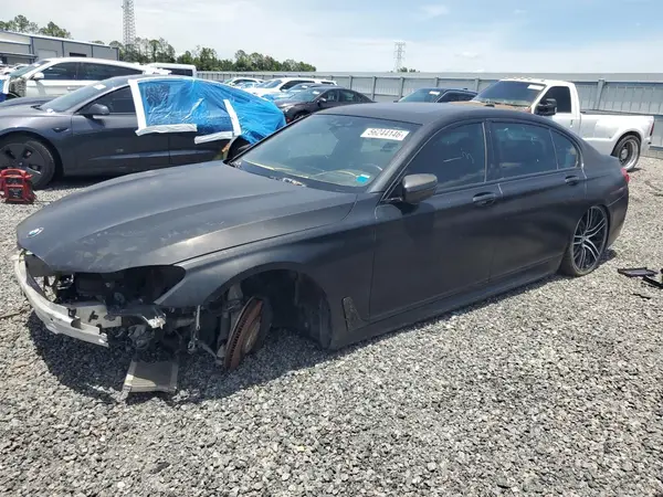 WBA7F0C39HGM22304 2017 BMW 7ER - Image 1