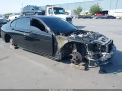 WBA7F0C3XHGM21548 2017 BMW 7ER