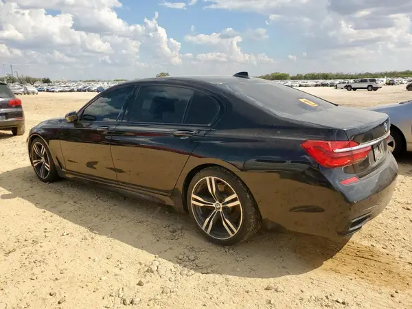 WBA7F0C50GGL99768 2016 BMW 7ER - Image 2