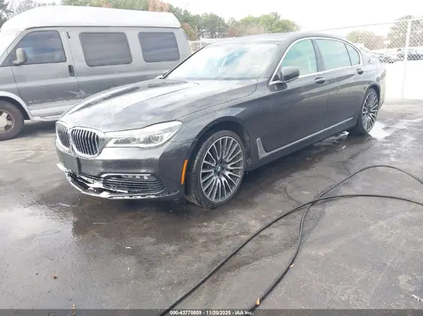 WBA7F0C50GGM20392 2016 BMW 7ER - Image 2