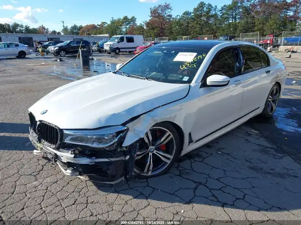 WBA7F0C50GGM20912 2016 BMW 7ER - Image 2