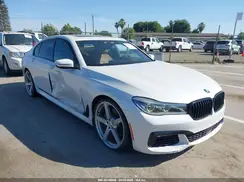 WBA7F0C50HGM20989 2017 BMW 7ER