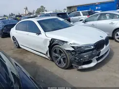 WBA7F0C50HGM21320 2017 BMW 7ER