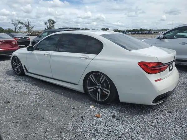 WBA7F0C50HGM21429 2017 BMW 7ER - Image 2