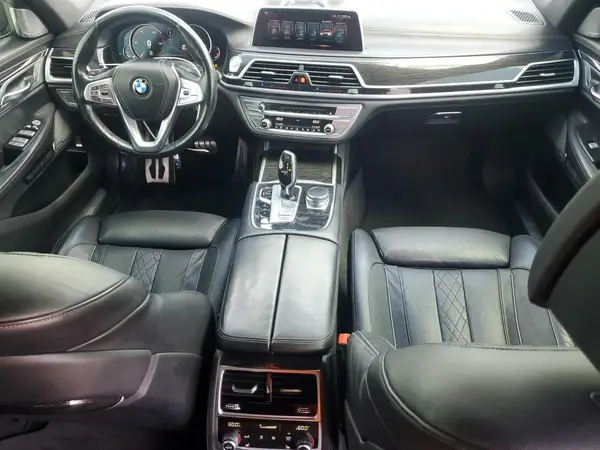 WBA7F0C51GGM20434 2016 BMW 7ER - Image 8
