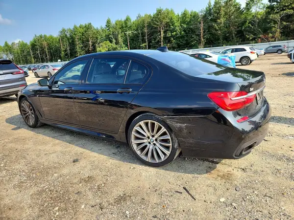 WBA7F0C51JGM23843 2018 BMW 7ER - Image 2