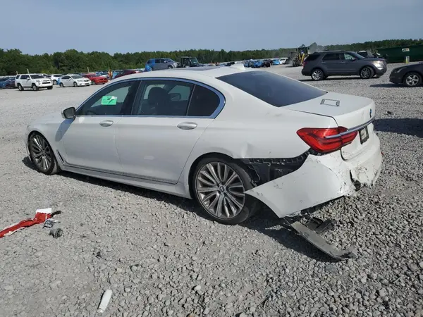 WBA7F0C51JGM23969 2018 BMW 7ER - Image 2