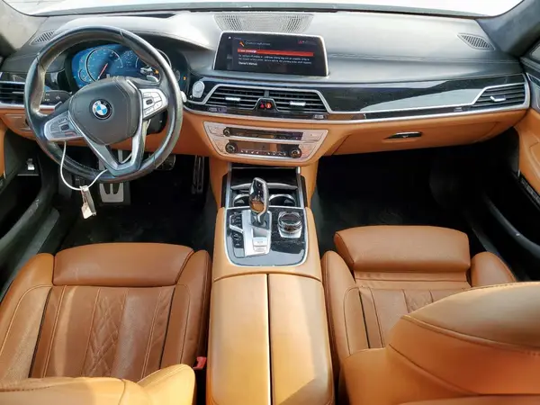 WBA7F0C52JGM23950 2018 BMW 7ER - Image 8