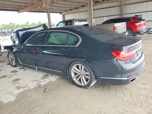 WBA7F0C52KGM24680 2019 BMW 7ER - Image 2