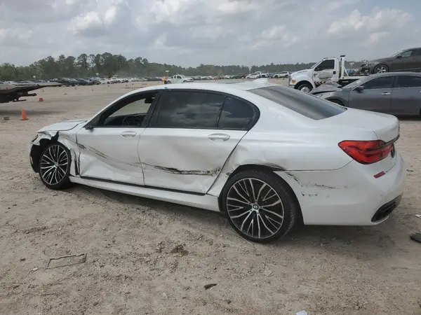 WBA7F0C52KGM24906 2019 BMW 7ER - Image 2