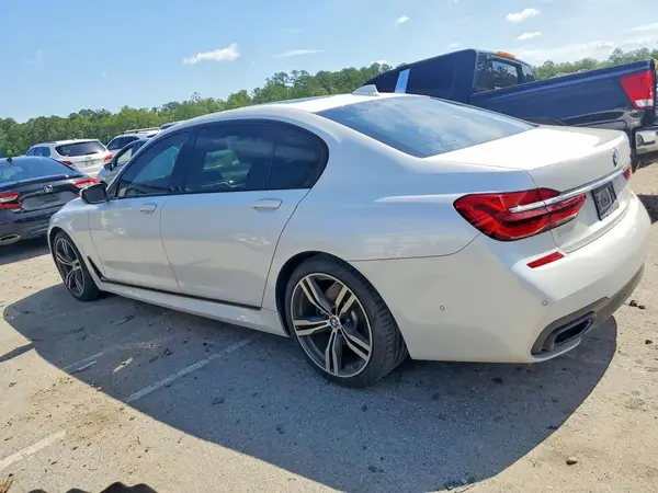 WBA7F0C52KGM25764 2019 BMW 7ER - Image 2