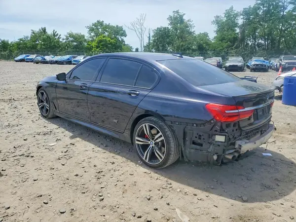 WBA7F0C53GGM20385 2016 BMW 7ER - Image 2
