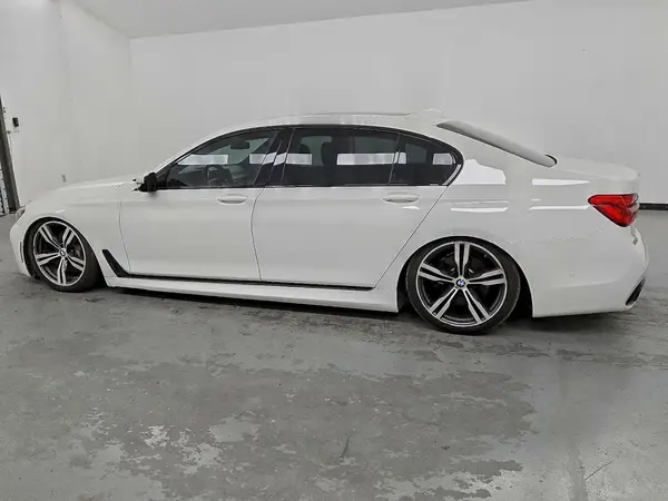 WBA7F0C53GGM20614 2016 BMW 7ER - Image 2