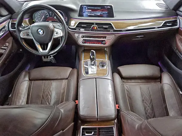 WBA7F0C53GGM20614 2016 BMW 7ER - Image 8