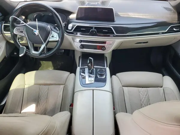 WBA7F0C53KGM24364 2019 BMW 7ER - Image 8