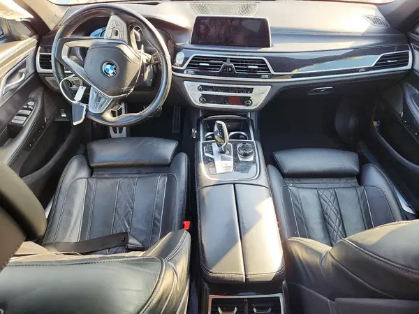 WBA7F0C53KGM25613 2019 BMW 7ER - Image 8