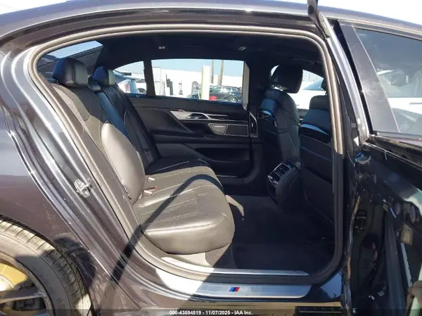 WBA7F0C54GGL99840 2016 BMW 7ER - Image 8