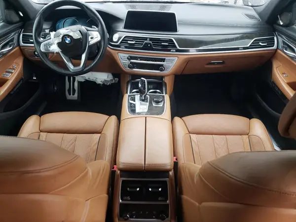 WBA7F0C54JGM22895 2018 BMW 7ER - Image 8