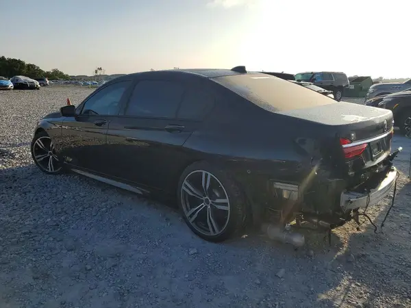 WBA7F0C55GGM20713 2016 BMW 7ER - Image 2