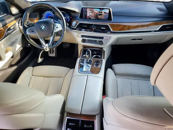 WBA7F0C55GGM20713 2016 BMW 7ER - Image 8