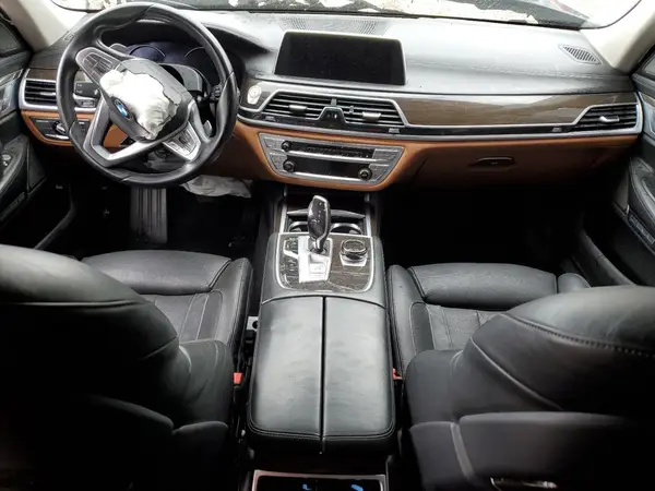 WBA7F0C55GGM20825 2016 BMW 7ER - Image 8