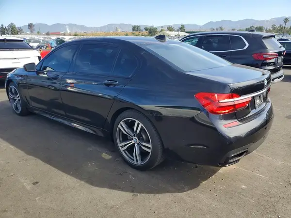 WBA7F0C55JGM22551 2018 BMW 7ER - Image 2