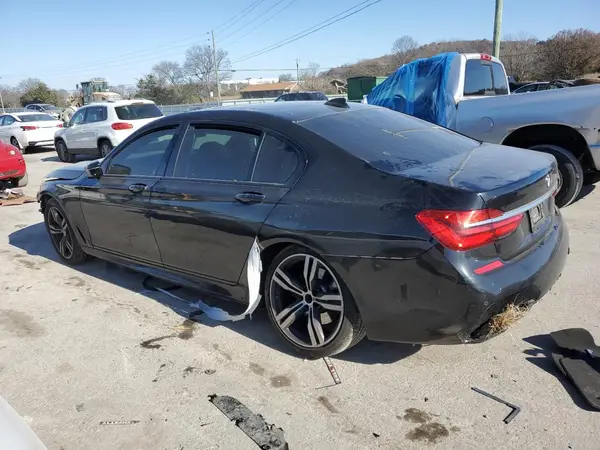 WBA7F0C55JGM23635 2018 BMW 7ER - Image 2