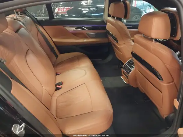 WBA7F0C55KGM24804 2019 BMW 7ER - Image 8