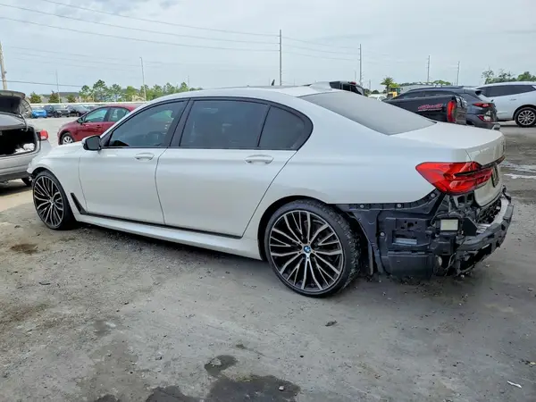 WBA7F0C55KGM24902 2019 BMW 7ER - Image 2