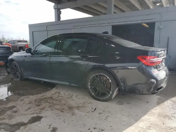 WBA7F0C56JGM22820 2018 BMW 7ER - Image 2
