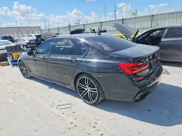 WBA7F0C56JGM23563 2018 BMW 7ER - Image 2