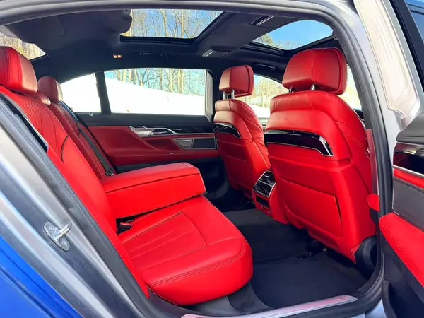 WBA7F0C56JGM24082 2018 BMW 7ER - Image 8