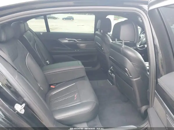 WBA7F0C56KGM24861 2019 BMW 7ER - Image 8
