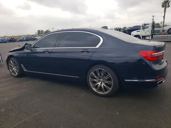WBA7F0C57GGL99427 2016 BMW 7ER - Image 2
