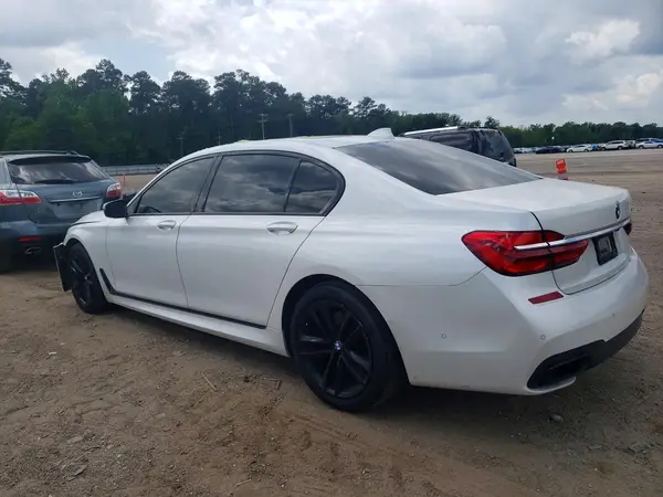 WBA7F0C57GGL99606 2016 BMW 7ER - Image 2