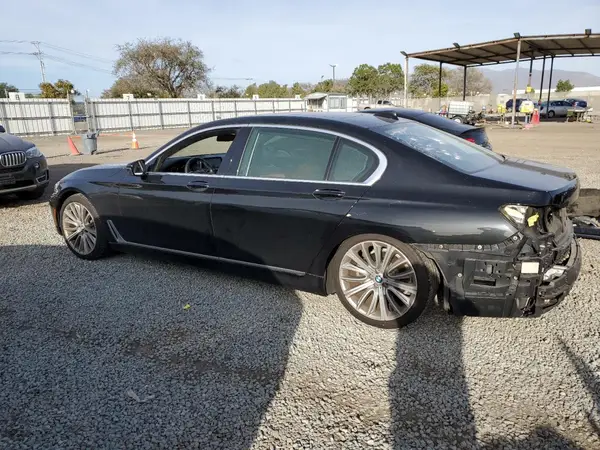WBA7F0C57KGM24576 2019 BMW 7ER - Image 2