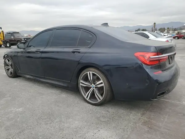 WBA7F0C57KGM24657 2019 BMW 7ER - Image 2