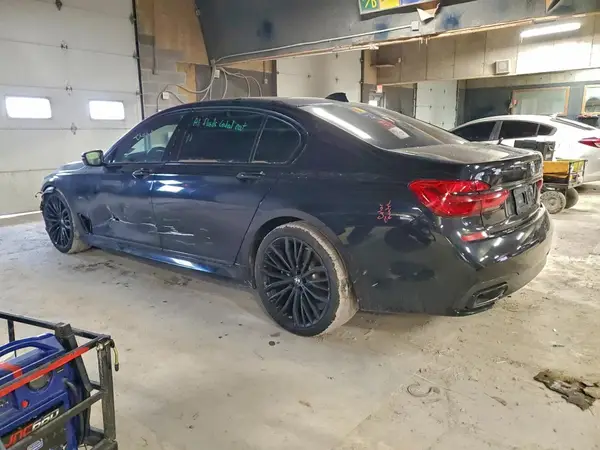 WBA7F0C57KGM25033 2019 BMW 7ER - Image 2