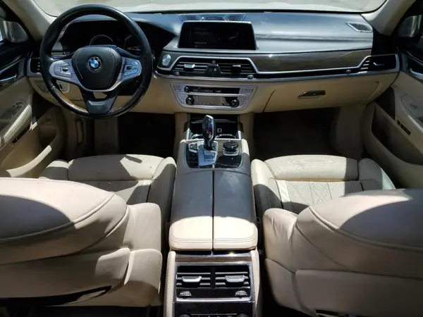 WBA7F0C59HGM21025 2017 BMW 7ER - Image 8