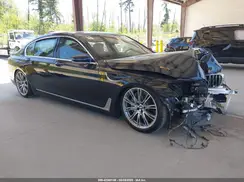 WBA7F0C59HGM21185 2017 BMW 7ER