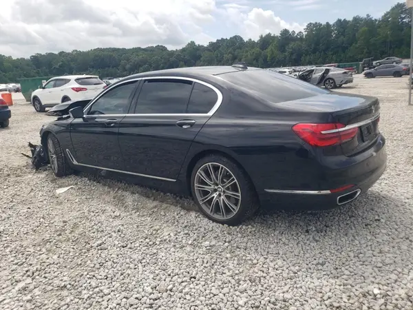 WBA7F0C59JGM23038 2018 BMW 7ER - Image 2