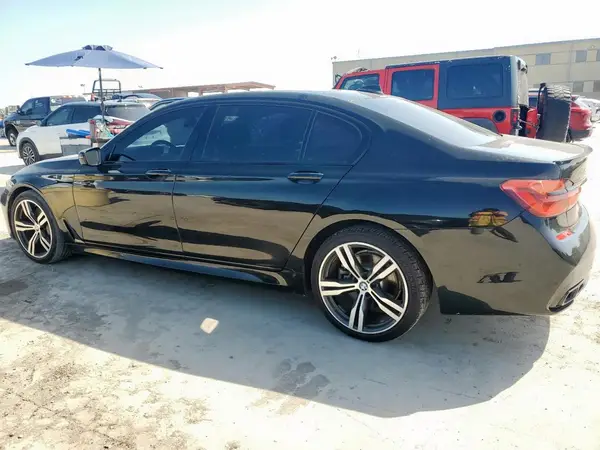 WBA7F0C59KGM24840 2019 BMW 7ER - Image 2