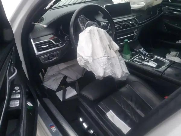 WBA7F0C59KGM24921 2019 BMW 7ER - Image 8