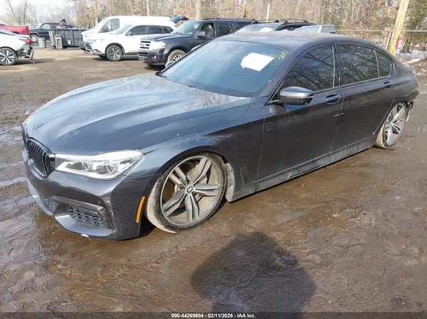 WBA7F0C5XKGM24930 2019 BMW 7ER - Image 2