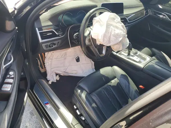 WBA7F0C5XKGM25835 2019 BMW 7ER - Image 8