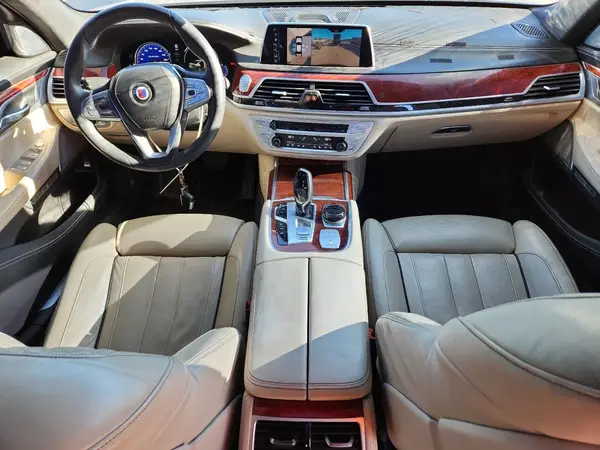 WBA7F2C31HG543887 2017 BMW 7ER - Image 8