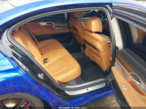 WBA7F2C34HG423064 2017 BMW 7ER - Image 8