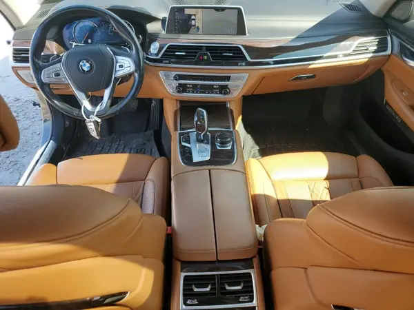 WBA7F2C3XHG423179 2017 BMW 7ER - Image 8