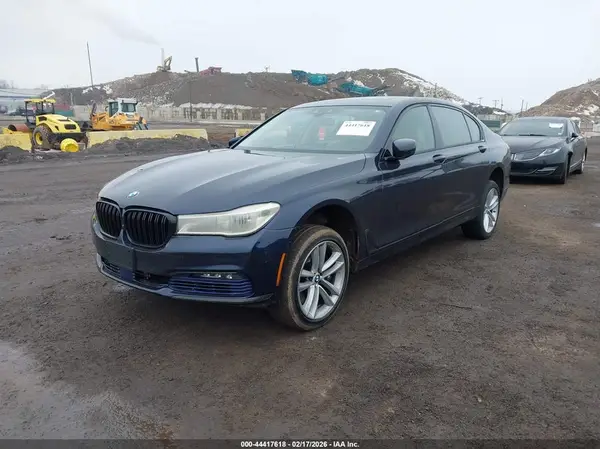 WBA7F2C50GG416645 2016 BMW 7ER - Image 2